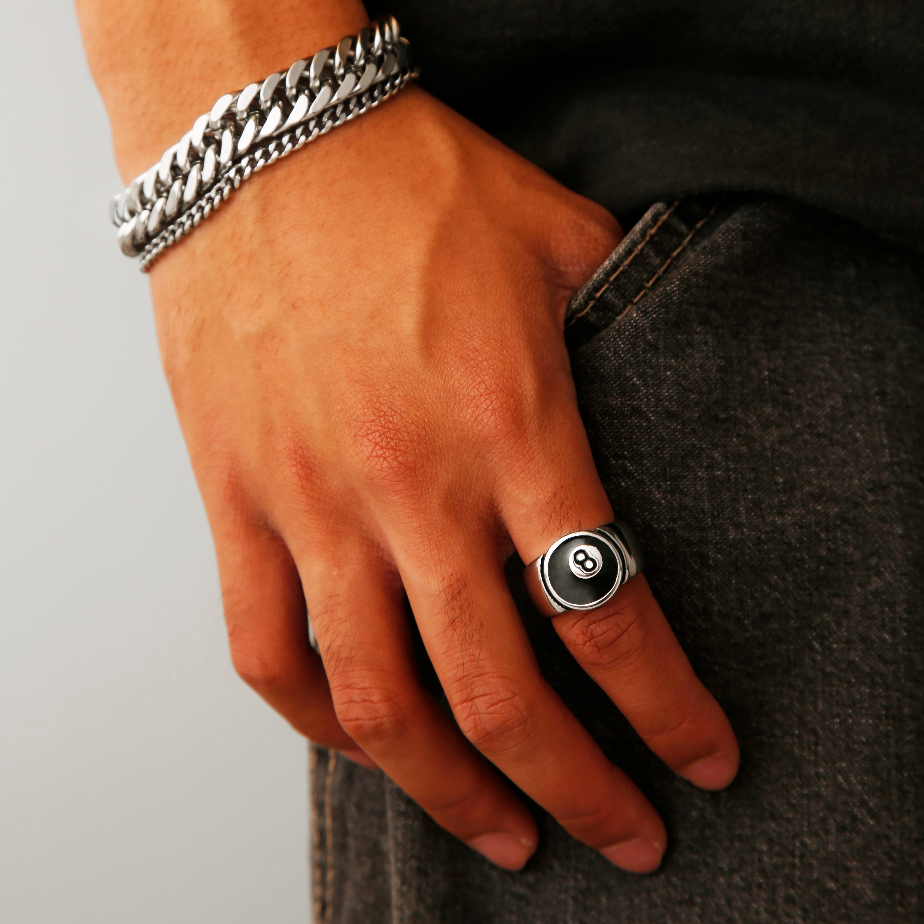 8 Ball Ring